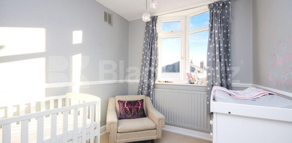 			LET, 4 Bedroom, 1 bath, 1 reception House			 Ashfield Road , EAST ACTON